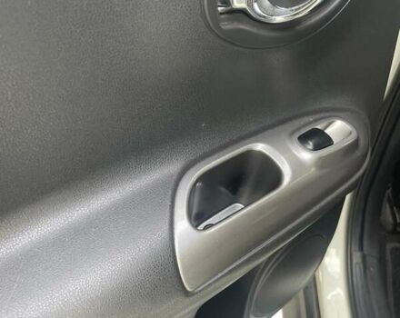 Білий Ніссан Жук, об'ємом двигуна 1.6 л та пробігом 110 тис. км за 10000 $, фото 8 на Automoto.ua