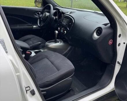 Белый Ниссан Жук, объемом двигателя 1.6 л и пробегом 196 тыс. км за 8750 $, фото 49 на Automoto.ua