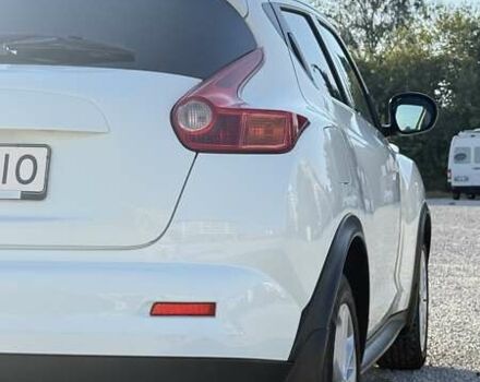 Белый Ниссан Жук, объемом двигателя 1.6 л и пробегом 135 тыс. км за 10499 $, фото 10 на Automoto.ua