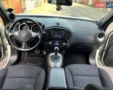 Белый Ниссан Жук, объемом двигателя 1.62 л и пробегом 185 тыс. км за 10000 $, фото 13 на Automoto.ua