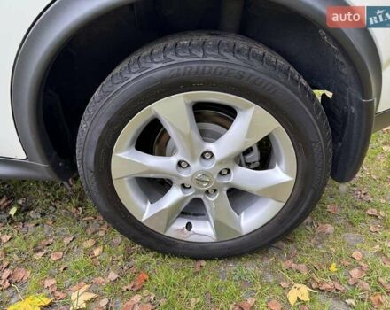 Белый Ниссан Жук, объемом двигателя 1.6 л и пробегом 196 тыс. км за 8750 $, фото 17 на Automoto.ua