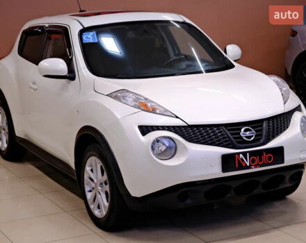 Белый Ниссан Жук, объемом двигателя 1.6 л и пробегом 176 тыс. км за 8900 $, фото 3 на Automoto.ua