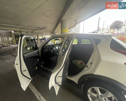 Белый Ниссан Жук, объемом двигателя 1.6 л и пробегом 151 тыс. км за 9450 $, фото 7 на Automoto.ua