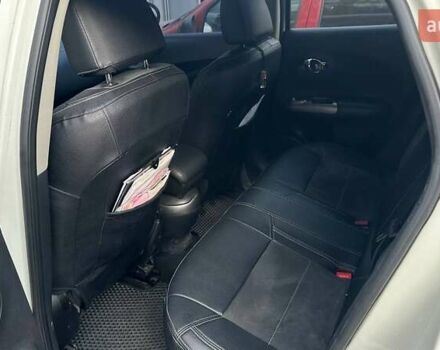 Белый Ниссан Жук, объемом двигателя 1.6 л и пробегом 143 тыс. км за 8900 $, фото 5 на Automoto.ua