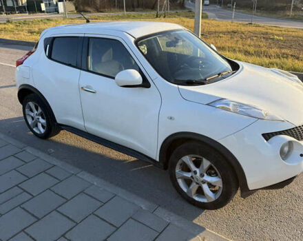 Белый Ниссан Жук, объемом двигателя 1.6 л и пробегом 151 тыс. км за 9450 $, фото 1 на Automoto.ua