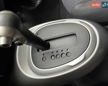 Белый Ниссан Жук, объемом двигателя 1.6 л и пробегом 196 тыс. км за 8750 $, фото 43 на Automoto.ua