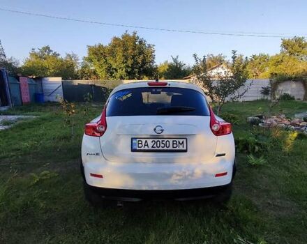 Белый Ниссан Жук, объемом двигателя 1.5 л и пробегом 219 тыс. км за 9999 $, фото 10 на Automoto.ua