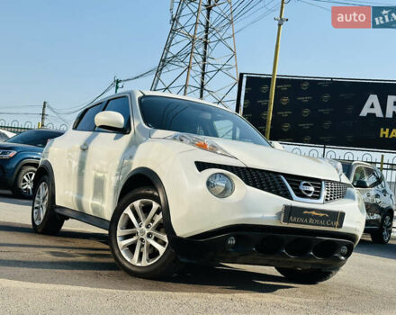 Белый Ниссан Жук, объемом двигателя 1.6 л и пробегом 133 тыс. км за 10800 $, фото 2 на Automoto.ua