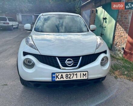 Белый Ниссан Жук, объемом двигателя 1.62 л и пробегом 185 тыс. км за 10000 $, фото 1 на Automoto.ua