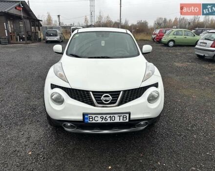 Белый Ниссан Жук, объемом двигателя 1.6 л и пробегом 157 тыс. км за 9300 $, фото 3 на Automoto.ua