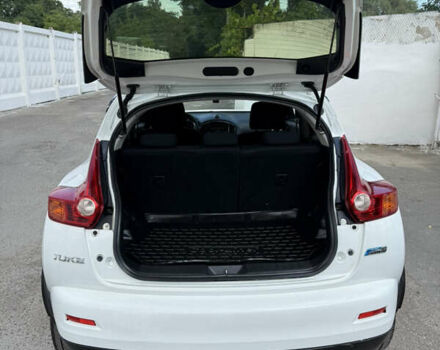 Белый Ниссан Жук, объемом двигателя 1.46 л и пробегом 189 тыс. км за 9000 $, фото 12 на Automoto.ua