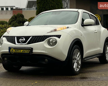 Белый Ниссан Жук, объемом двигателя 1.6 л и пробегом 165 тыс. км за 8999 $, фото 2 на Automoto.ua
