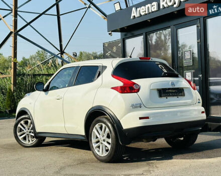 Белый Ниссан Жук, объемом двигателя 1.6 л и пробегом 133 тыс. км за 10800 $, фото 3 на Automoto.ua