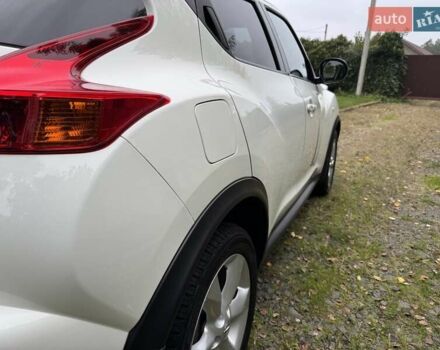 Белый Ниссан Жук, объемом двигателя 1.6 л и пробегом 196 тыс. км за 8750 $, фото 13 на Automoto.ua