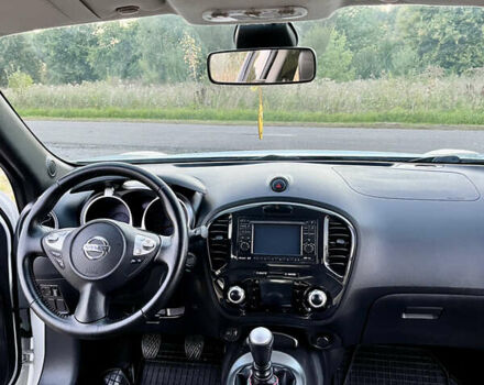 Белый Ниссан Жук, объемом двигателя 1.5 л и пробегом 160 тыс. км за 10700 $, фото 5 на Automoto.ua