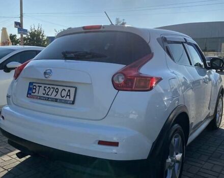 Белый Ниссан Жук, объемом двигателя 1.6 л и пробегом 170 тыс. км за 8500 $, фото 4 на Automoto.ua