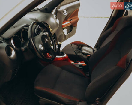 Белый Ниссан Жук, объемом двигателя 1.5 л и пробегом 232 тыс. км за 8600 $, фото 13 на Automoto.ua