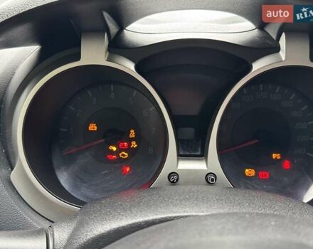 Белый Ниссан Жук, объемом двигателя 1.6 л и пробегом 196 тыс. км за 8750 $, фото 33 на Automoto.ua