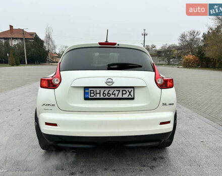 Белый Ниссан Жук, объемом двигателя 1.6 л и пробегом 265 тыс. км за 8900 $, фото 9 на Automoto.ua