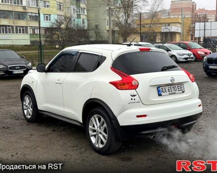 Белый Ниссан Жук, объемом двигателя 1.6 л и пробегом 145 тыс. км за 9700 $, фото 2 на Automoto.ua