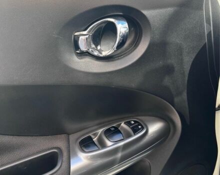 Белый Ниссан Жук, объемом двигателя 1.6 л и пробегом 201 тыс. км за 8700 $, фото 7 на Automoto.ua