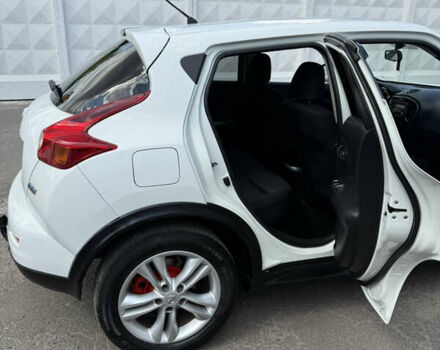 Белый Ниссан Жук, объемом двигателя 1.46 л и пробегом 189 тыс. км за 9000 $, фото 7 на Automoto.ua