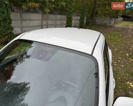 Белый Ниссан Жук, объемом двигателя 1.6 л и пробегом 196 тыс. км за 8750 $, фото 11 на Automoto.ua