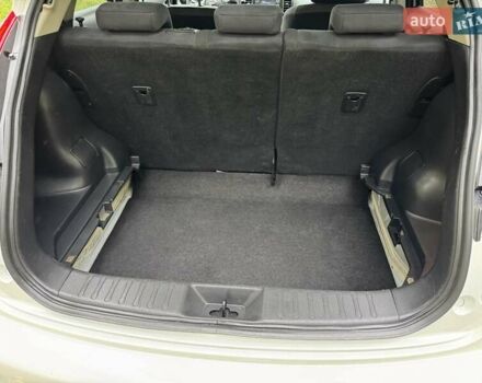 Белый Ниссан Жук, объемом двигателя 1.6 л и пробегом 196 тыс. км за 8750 $, фото 59 на Automoto.ua