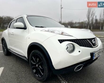Белый Ниссан Жук, объемом двигателя 1.6 л и пробегом 165 тыс. км за 9500 $, фото 2 на Automoto.ua