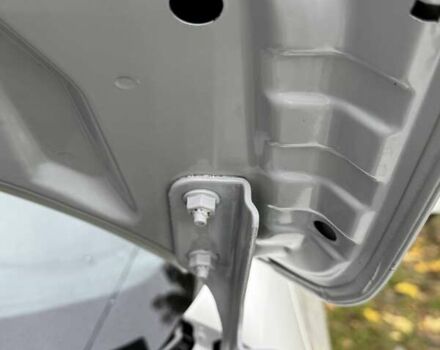 Белый Ниссан Жук, объемом двигателя 1.6 л и пробегом 196 тыс. км за 8750 $, фото 24 на Automoto.ua