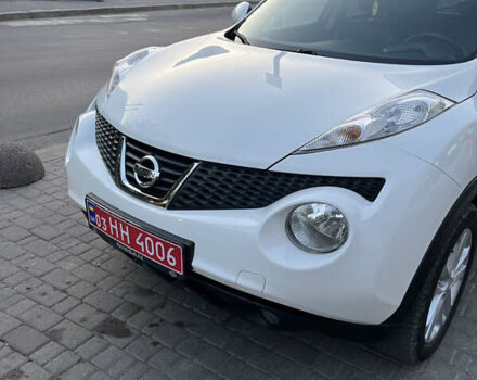 Белый Ниссан Жук, объемом двигателя 1.5 л и пробегом 160 тыс. км за 10700 $, фото 1 на Automoto.ua