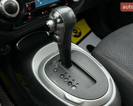 Белый Ниссан Жук, объемом двигателя 1.6 л и пробегом 165 тыс. км за 8999 $, фото 16 на Automoto.ua