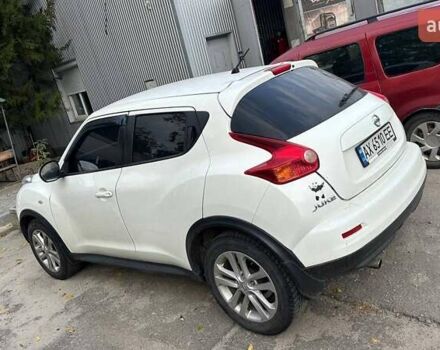 Белый Ниссан Жук, объемом двигателя 1.6 л и пробегом 143 тыс. км за 8900 $, фото 2 на Automoto.ua