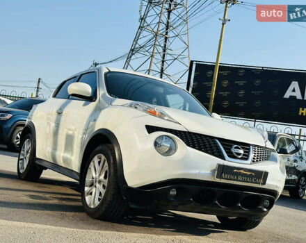 Белый Ниссан Жук, объемом двигателя 1.6 л и пробегом 133 тыс. км за 10800 $, фото 8 на Automoto.ua