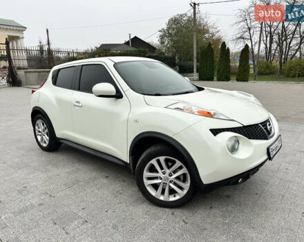 Белый Ниссан Жук, объемом двигателя 1.6 л и пробегом 265 тыс. км за 8900 $, фото 1 на Automoto.ua