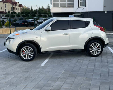 Белый Ниссан Жук, объемом двигателя 1.62 л и пробегом 230 тыс. км за 8999 $, фото 24 на Automoto.ua