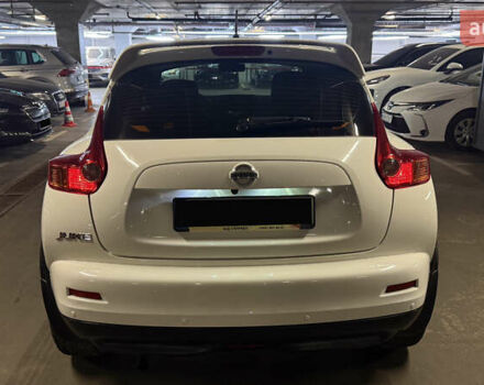 Білий Ніссан Жук, об'ємом двигуна 1.6 л та пробігом 140 тис. км за 8500 $, фото 5 на Automoto.ua