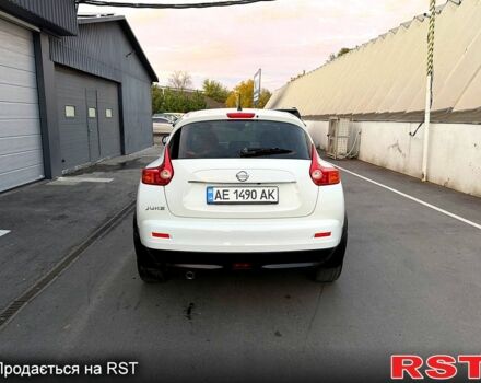 Ниссан Жук 2012 в Днепре (Днепропетровске) на Automoto.ua Белый Ниссан Жук, объемом двигателя 1.6 л и пробегом 94 тыс. км за 10500 $, фото 4 на Automoto.ua