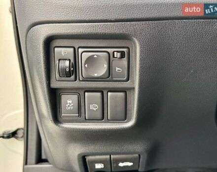 Белый Ниссан Жук, объемом двигателя 1.6 л и пробегом 115 тыс. км за 9900 $, фото 29 на Automoto.ua