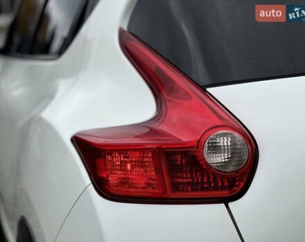 Белый Ниссан Жук, объемом двигателя 1.6 л и пробегом 255 тыс. км за 8999 $, фото 18 на Automoto.ua