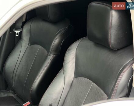 Белый Ниссан Жук, объемом двигателя 1.6 л и пробегом 255 тыс. км за 8999 $, фото 43 на Automoto.ua