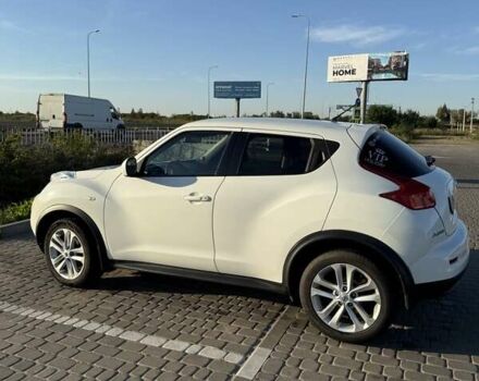 Белый Ниссан Жук, объемом двигателя 1.6 л и пробегом 131 тыс. км за 9500 $, фото 4 на Automoto.ua