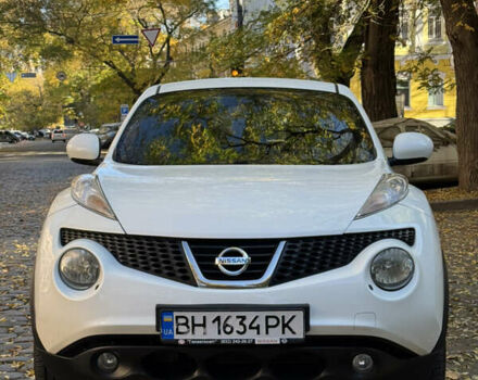 Белый Ниссан Жук, объемом двигателя 1.62 л и пробегом 126 тыс. км за 10999 $, фото 4 на Automoto.ua