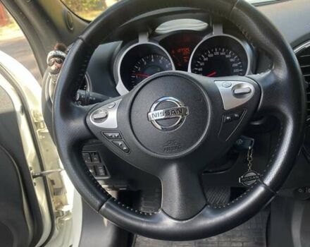 Белый Ниссан Жук, объемом двигателя 1.6 л и пробегом 128 тыс. км за 10000 $, фото 4 на Automoto.ua