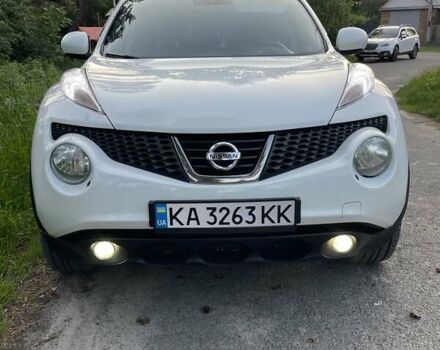 Белый Ниссан Жук, объемом двигателя 1.6 л и пробегом 157 тыс. км за 11700 $, фото 1 на Automoto.ua