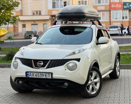 Ниссан Жук 2012 в Черновцах на Automoto.ua Белый Ниссан Жук, объемом двигателя 1.6 л и пробегом 137 тыс. км за 9200 $, фото 8 на Automoto.ua