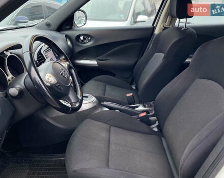 Белый Ниссан Жук, объемом двигателя 1.6 л и пробегом 85 тыс. км за 9800 $, фото 16 на Automoto.ua