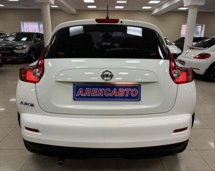 Белый Ниссан Жук, объемом двигателя 1.6 л и пробегом 141 тыс. км за 10900 $, фото 6 на Automoto.ua