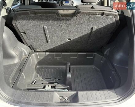 Белый Ниссан Жук, объемом двигателя 1.6 л и пробегом 175 тыс. км за 9000 $, фото 14 на Automoto.ua