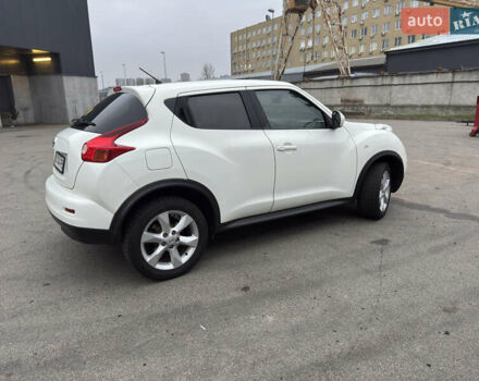 Белый Ниссан Жук, объемом двигателя 1.6 л и пробегом 75 тыс. км за 8900 $, фото 1 на Automoto.ua